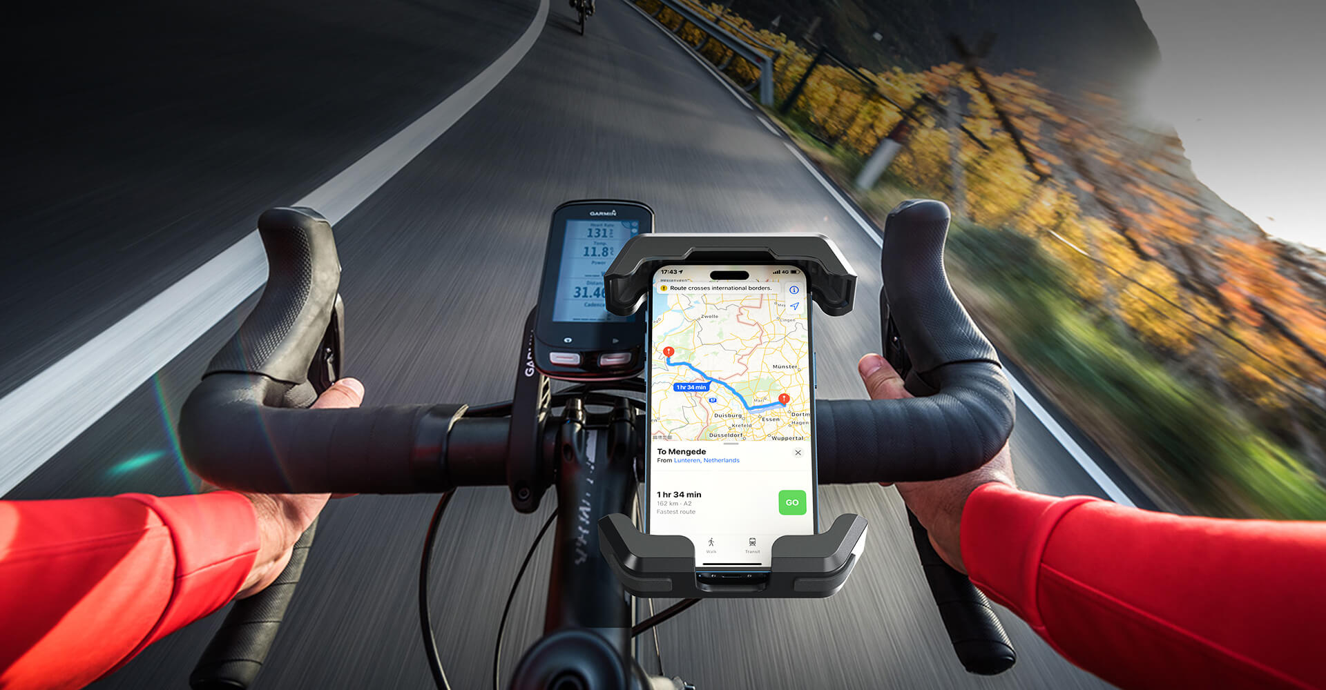 Celebrat HC-39 Cycling Phone Holder Scene