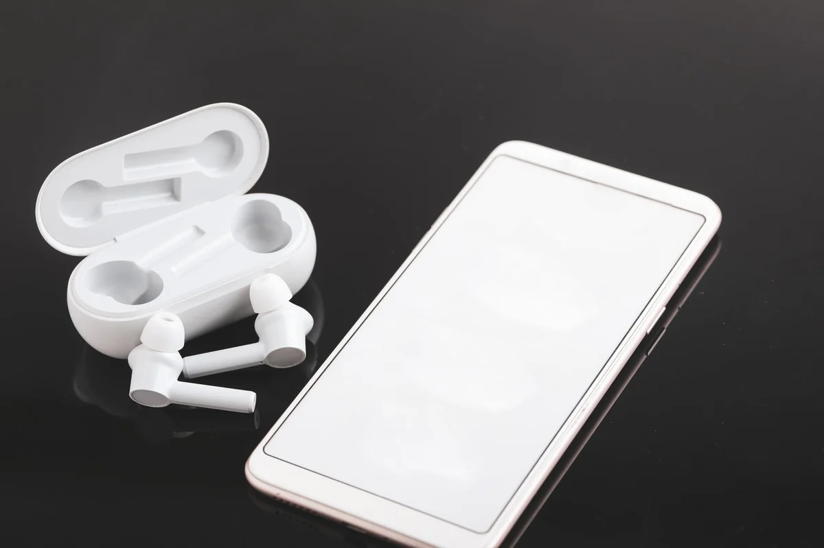 OEM TWS earbuds supplier